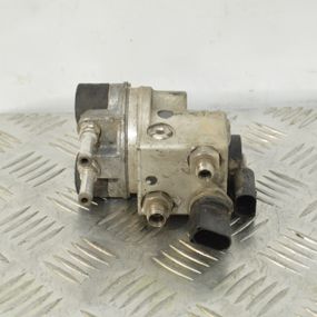 Регулятор тиску палива 1.4 TSI Volkswagen Caddy Passat B6 Touran 2006-2015 Клапан тиску палива Фольксваген 3C0906011E