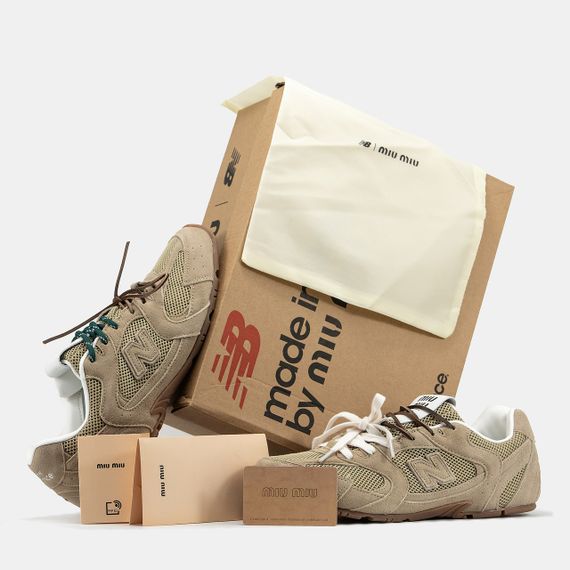 Кросівки New  x Miu Miu 530 , В'єтнам 2030 | Зображення 8