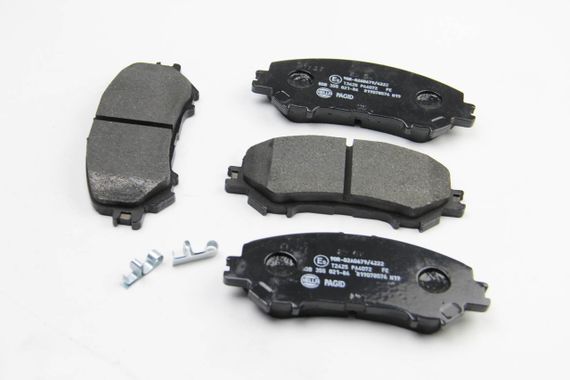 Колодки передні гальмівні renault kadjar, HELLA PAGID (8DB355021861) | Зображення 1