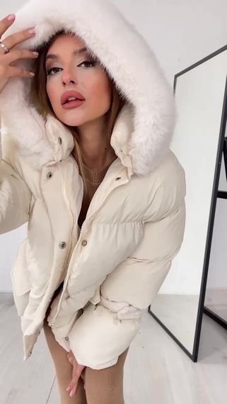 Пуховик с опушкой и капюшоном Cresh Puffer, молочный | Зображення 1