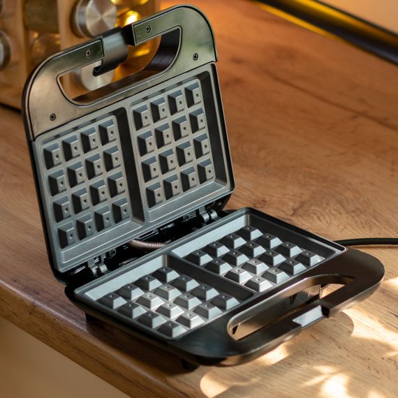 Вафельниця з антипригарним покриттям, швидким нагріванням і квадратною формою вафель 750 Вт Sokany SK-08070 | Зображення 7