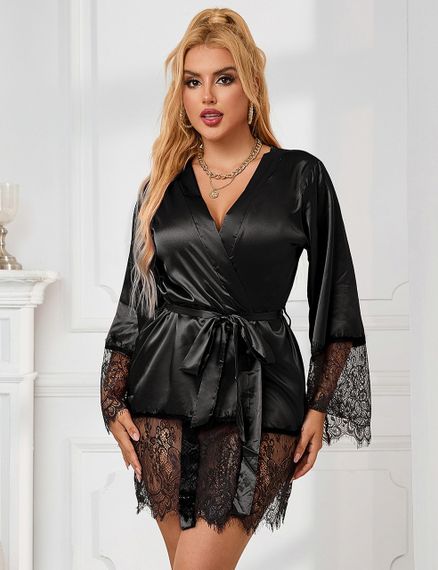 Халат чорний з поясом та вставками мережива Star Night стрінги в комплекті, XS/S Sex Aura