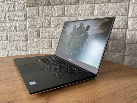 Ноутбук Dell XPS 9560 15.6"FHD/IPS/i7 7700HQ/16Gb/SSD512NVMe/GTX1050-4Gb | Зображення 1