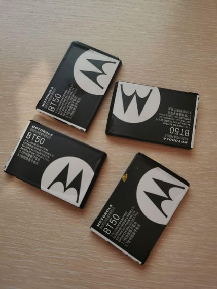 Аккумулятор Motorola BT50 трохи вздуті | Зображення 4