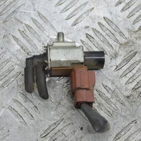 Вакуумний клапан 2.0 MZR Mazda 3 2008-2014 Клапан електромагнітний вакуумний Мазда 3 K5T46597