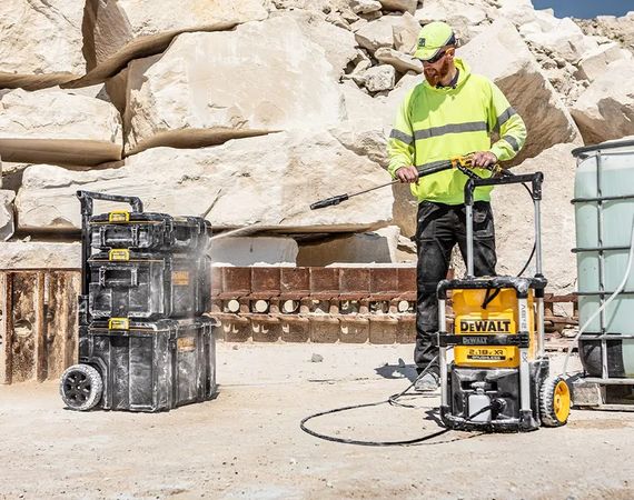 Мийка високого тиску акумуляторна DeWalt без АКБ та ЗУ DCMPW1600N | Зображення 5
