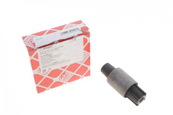 Сайлентблок важеля заднього Opel Vectra B 1.6-2.6i 95-03 04407