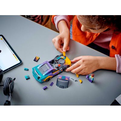 Конструктор LEGO Speed Champions NASCAR Next Gen Chevrolet Camaro ZL1, 328 деталей (76935) | Зображення 5