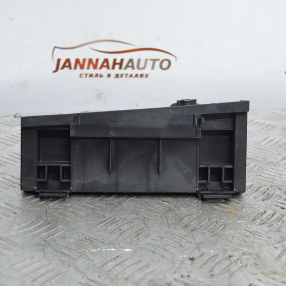 Кронштейн блока запобіжників Opel Astra H 2004-2010 кріплення Опель Астра 13115937 | Зображення 2