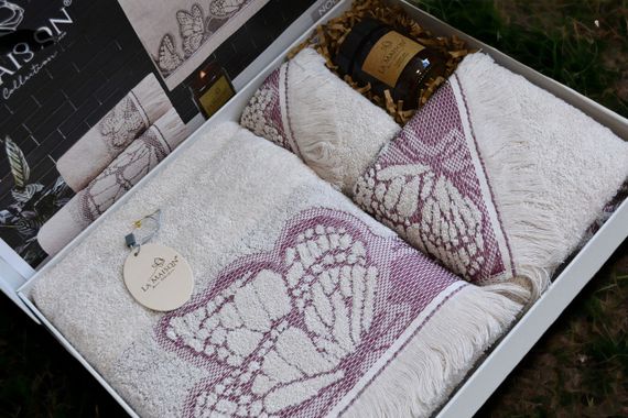 Подарочный набор полотенец La Maison, 3 шт. со свечой Nola Pudra | Зображення 5