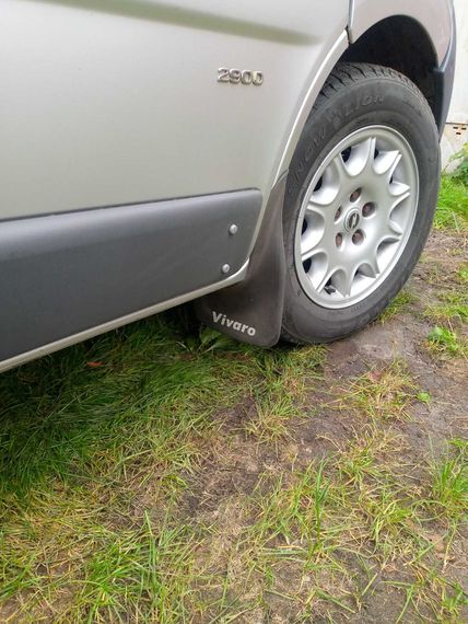 Передние брызговики (комплект) для Opel Vivaro 2001-2015 гг | Зображення 1