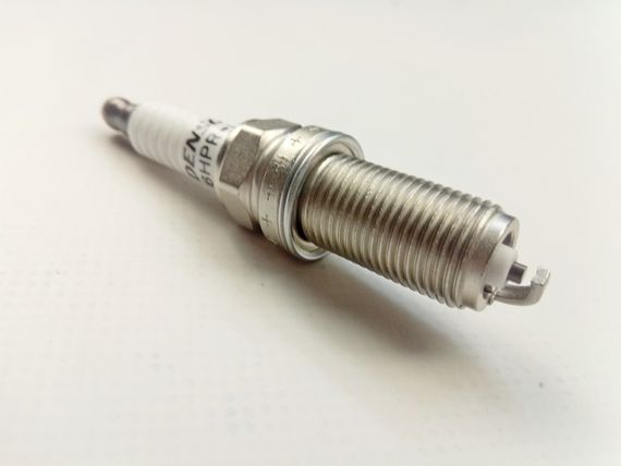 Свічка запалювання DENSO K16HPRU11/6076 Hyundai/KIA ОДНА ШТУКА. | Зображення 1