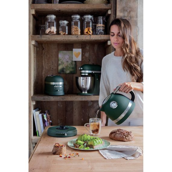 Електрочайник KitchenAid Artisan 5KEK1522EPP, пальмовий | Зображення 4
