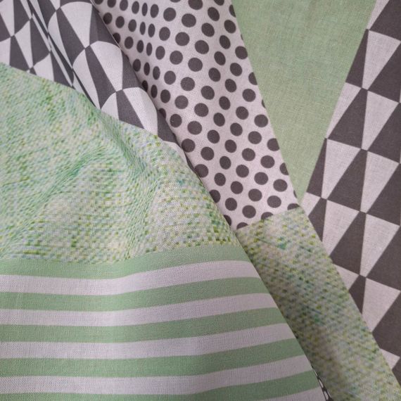 Наволочка декоративна SoundSleep Abstract Магія відчуттів бязь 45х45 см зелений (2800004906739) | Зображення 2