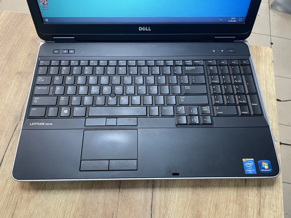 Ноутбук Dell Latitude E6540 15.6 HD intel core i5 4310M/4gb/320gb | Зображення 1
