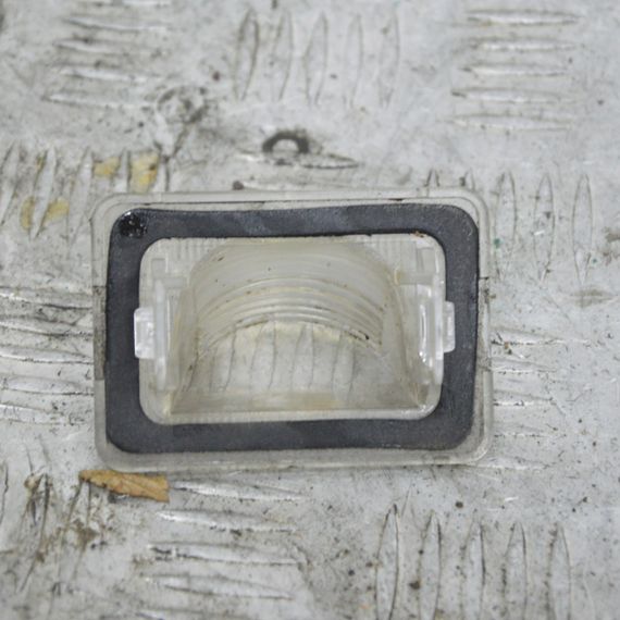 Плафон підсвічування номерного знака Mazda 5 2005-2010 Ліхтар освітлення заднього номера Мазда 5 P4987 | Зображення 2