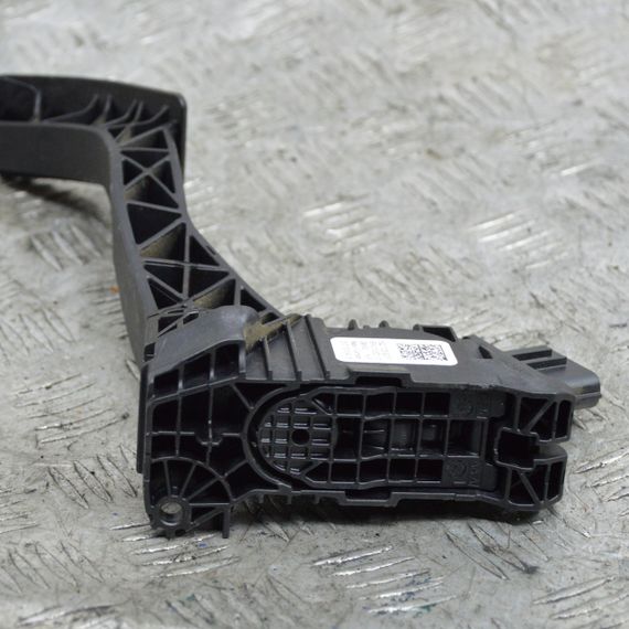 Педаль газа електро пластик  Volkswagen Golf 2.0tdi (VII) 2012-2020 Педаль газа фольксваген гольф 5Q1723503F | Зображення 1