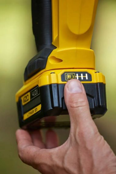 Кущоріз акумуляторний Stanley FATMAX з АКБ та ЗП SFMCHT855M1 | Зображення 4