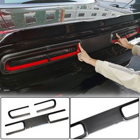 Накладка на крышку багажника (2015-2023, Карбон) для Dodge Challenger