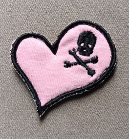 Шеврон череп