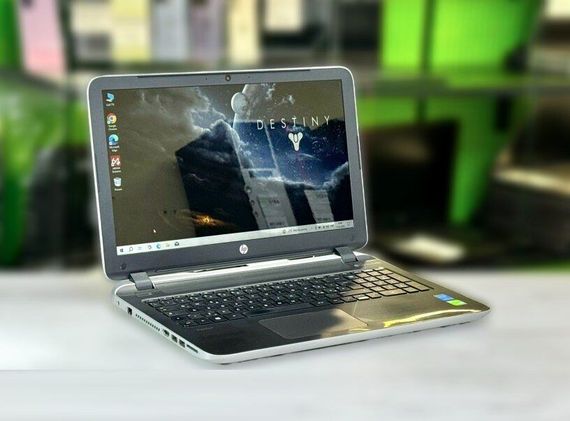 Ноутбук HP Pavilion 15-p258nl / 15.6" (1366x768) TN / Intel Core i7-5500U (2 (4) ядра по 2.4 - 3.0 GHz) / 16 GB DDR3 / 1000 GB SSD / nVidia GeForce 840M, 4 GB DDR3, 64-bit / WebCam / DVD-RW / Win 10 Home б/у | Зображення 2