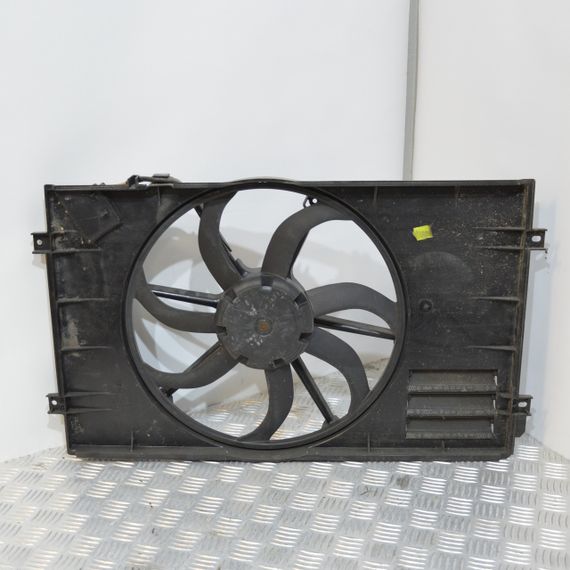 Вентилятор радіатора в зборі Volkswagen Golf V 2003-2008 Вентилятор радіатора Фольксваген Гольф 5 1K0121205N | Зображення 1