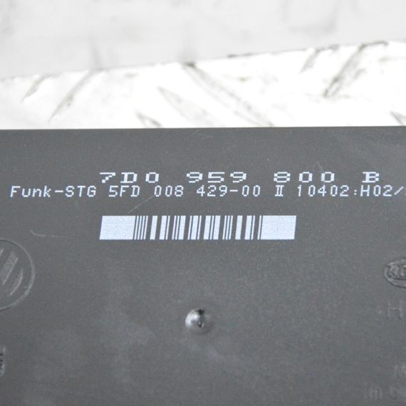 Блок комфорту Volkswagen Transporter T4 1990-2003 Модуль комфорту Фольксваген Транспортер т4 7D0959800B | Зображення 1