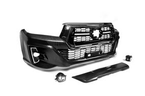 Передний бампер Rocco для Toyota Hilux 2015↗ гг.