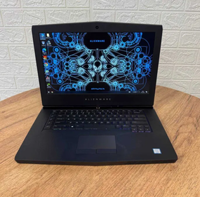 Ноутбук Dell Alienware 15 R4 i7 8750H 16GB SSD 512GB GTX 1080 MaxQ Б/В