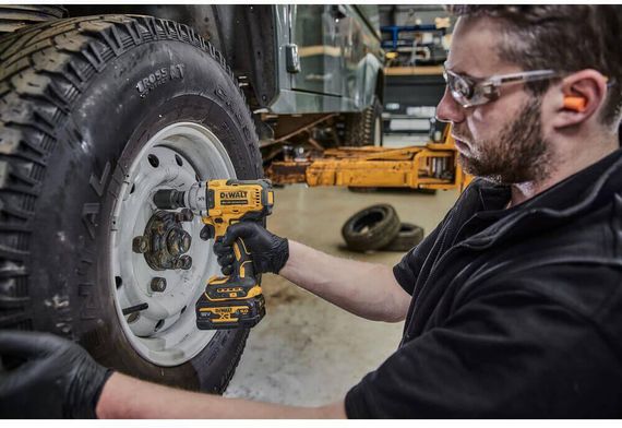 Гайковерт ударный аккумуляторный бесщёточный 1084Нм DeWALT DCF891P2G | Зображення 8