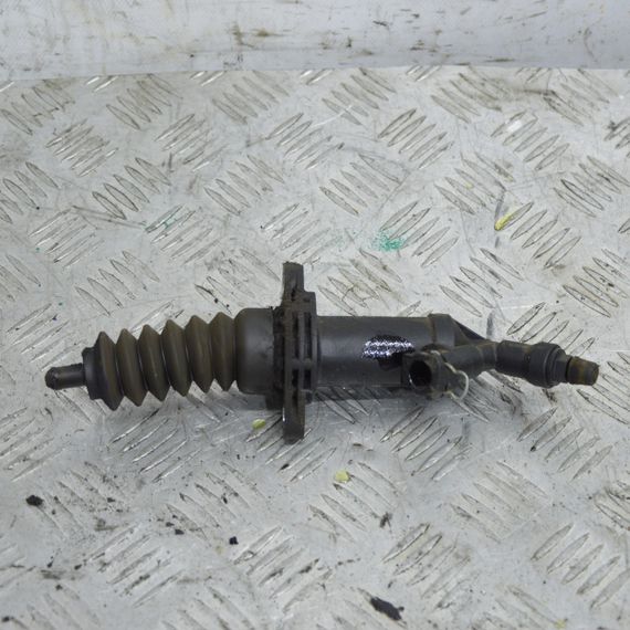 Циліндр зчеплення 2.0 BMW E81 E82 E88 E90 E91 E92 E93 2004-2013 Робочий циліндр зчеплення БМВ 6785964