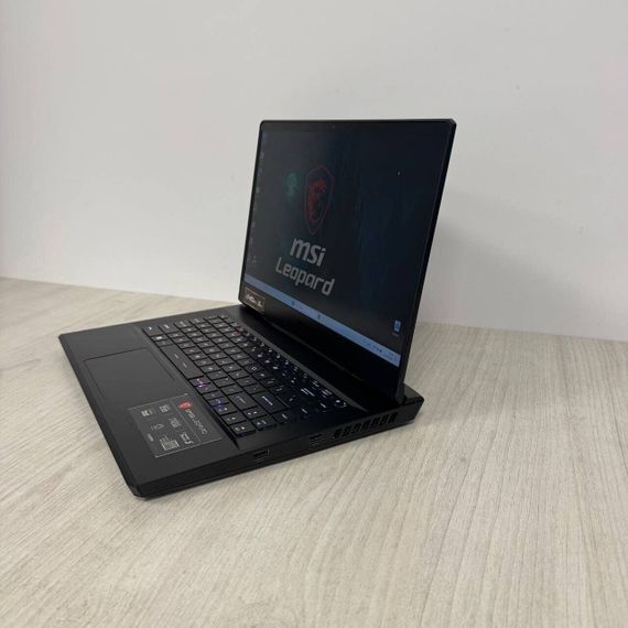 Ігровий ноутбук Б-класу MSI GP66 Leopard 11UH / 15,6" (1920x1080) IPS / Intel Core i7-11800H (8 (16) ядер по 1,9 - 4,6 ГГц) / 16 ГБ DDR4 / 1000 ГБ SSD / nVidia GeForce RTX 3080, 8 ГБ GDDR6, 256-біт / WebCam б/в | Зображення 5