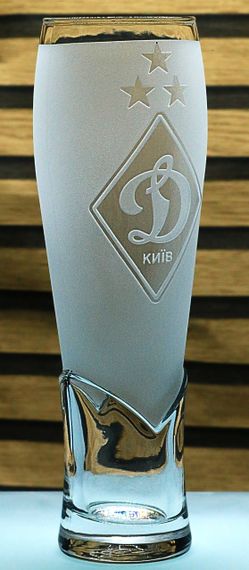 Пивной бокал крафтовый 440мл ФК Динамо Киев с гравировкой подарок для фаната футбольная кружка | Зображення 1