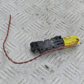 Датчик поздовжнього прискорення Audi A3 A4 A8 TT датчик удару Ауді а3 а4 а8 тт 8E0959651A