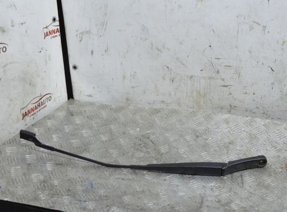 Щіткотримач передній правий Seat Ibiza IV 2008-2017 Двірник правий Сеат Ібіза 4 6J1955410 | Зображення 1