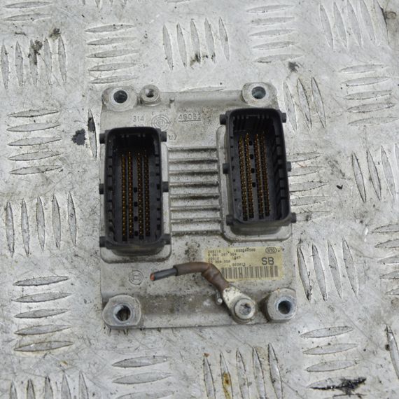 Блок керування двигуном 1.2 16V Opel Agila A Corsa C 2000-2007 Комп'ютер мотора Опель Агіла 0261207964