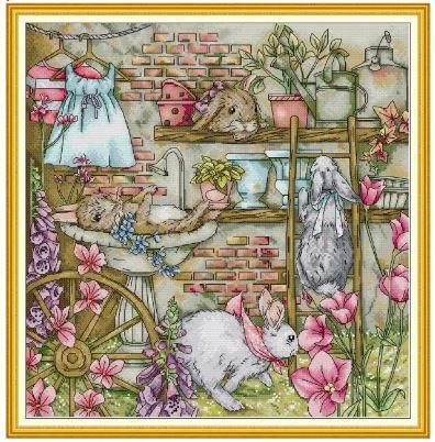 Набор для вышивания по нанесённой на канву схеме "Rabbit's Garden". AIDA 14CT printed 43*44 см