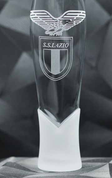 Подарочный бокал для пива сока воды 440 мл  с гравировкой лого футбольного клуба ФК Лацио | Зображення 1