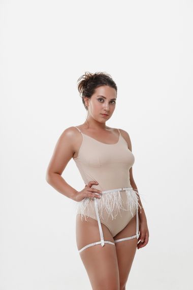 Гартер-пояс з пір'ям Balconette | Зображення 1