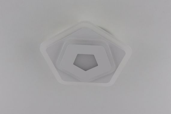 Современный креативный потолочный светильник LED для кухни ванной офиса 25140 Белый 6х24х24 см. | Зображення 4