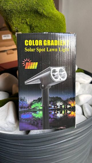Садовий LED світильник на сонячній батареї Color Gradient Solar Spot Lawn Light | Зображення 9