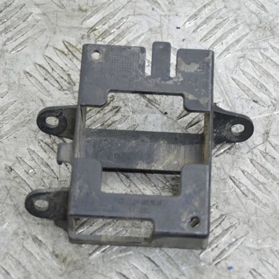 Тримач датчика радара лівий Mercedes W216 2006-2014 Кронштейн радарного датчика Мерседес в216 A2168850540 | Зображення 1