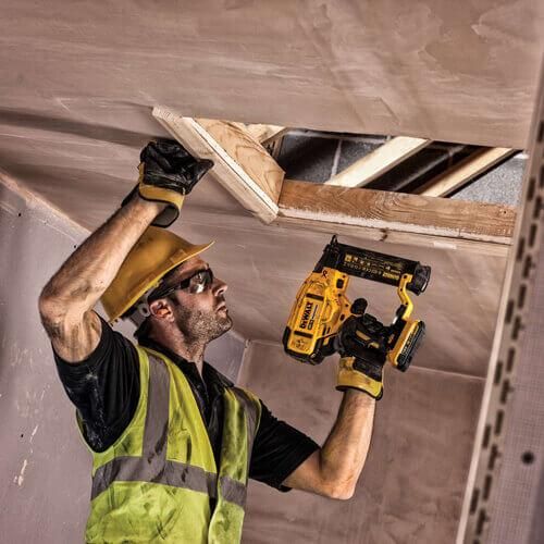 Пістолет цвяхів акумуляторний безщітковий DeWALT DCN680NT | Зображення 5