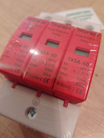 Пристрій захисту на 3 фази від імпульсних перенапруг 385v AC 3P 60ka Texnele | Зображення 6