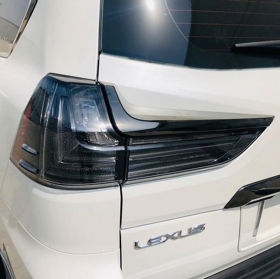 Задняя оптика 2016-2024 (Superior Black, 2 шт) для Lexus LX570 / 450d | Зображення 1