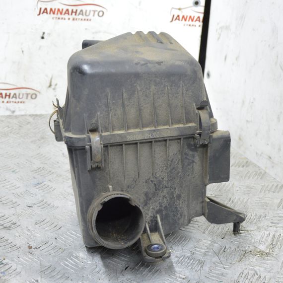 Корпус повітряного фільтра 1.6 CRDI Hyundai i30 2007-2012 Корпус фільтра повітря Хюндай ай30 281002H200