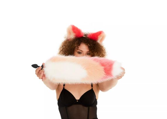 Анальний хутряний хвіст без пробки, Триколірний: Білий, персиковий, яскраво-рожевий з білим кінчиком, OKOVA 50 см. Sex Aura | Зображення 3