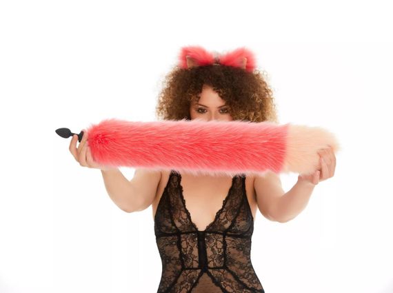 Анальний хутряний хвіст без пробки, Яскраво-рожевий з персиковим кінчиком, OKOVA 60 см. sexstyle | Зображення 4