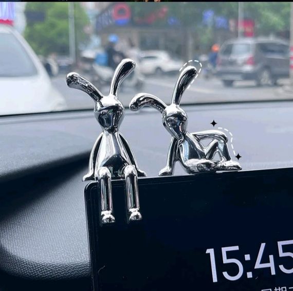 Прикраса салону автомобіля ,декор " Прикольні друзі"( колір срібло) | Зображення 1