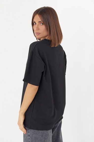 Однотонная женская футболка в стиле oversize - черный цвет, M (есть размеры) | Зображення 1
